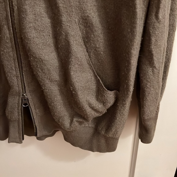 EUC Vince Cashmere Grey Hoodie Hooded Sweater Full Zip Pockets Sz S Nordstrom - Picture 4 of 7